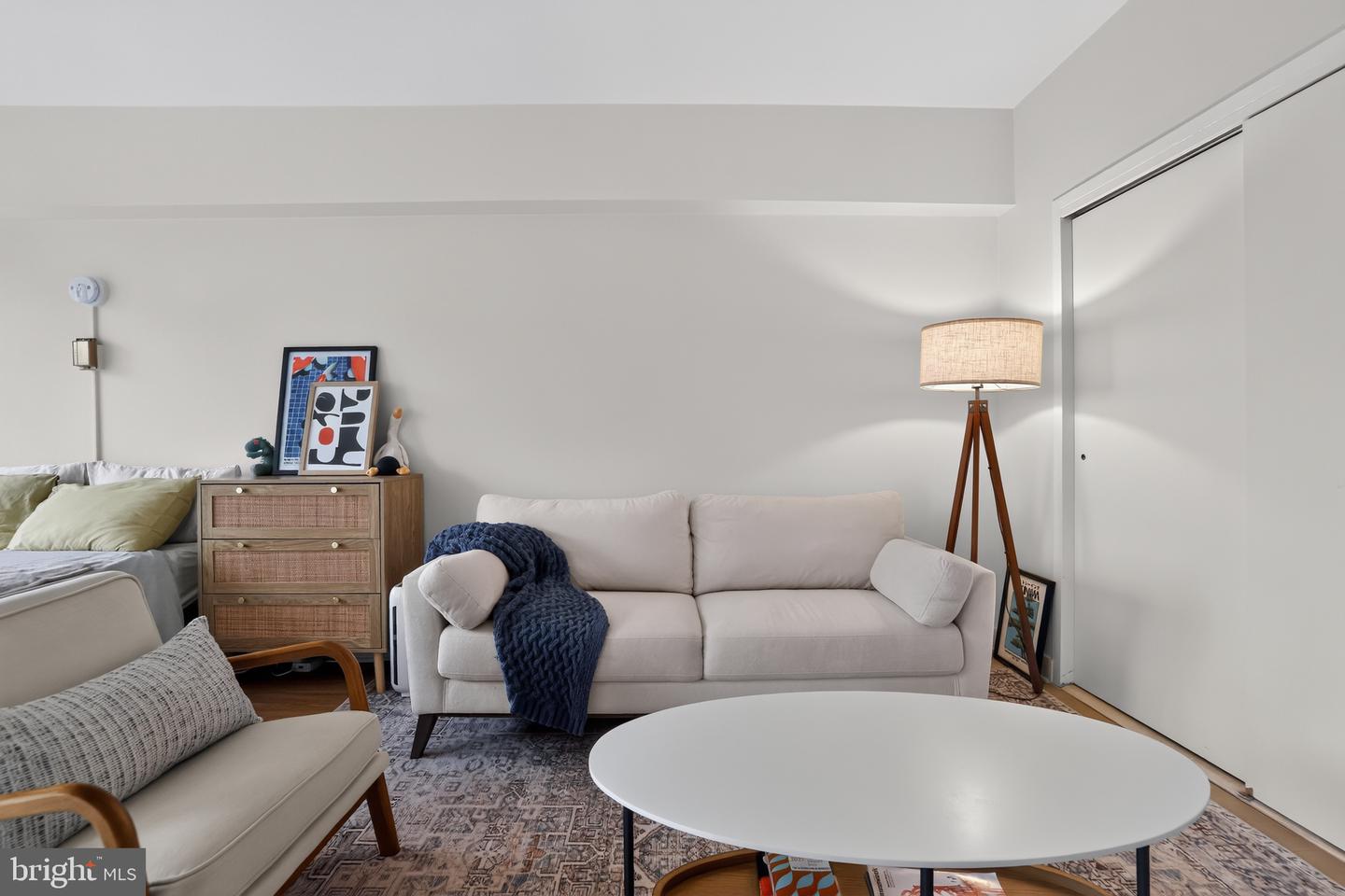 1711 Massachusetts Ave Nw #727 Property Photo 6