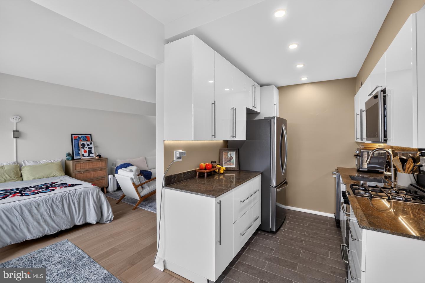 1711 Massachusetts Ave Nw #727 Property Photo 23
