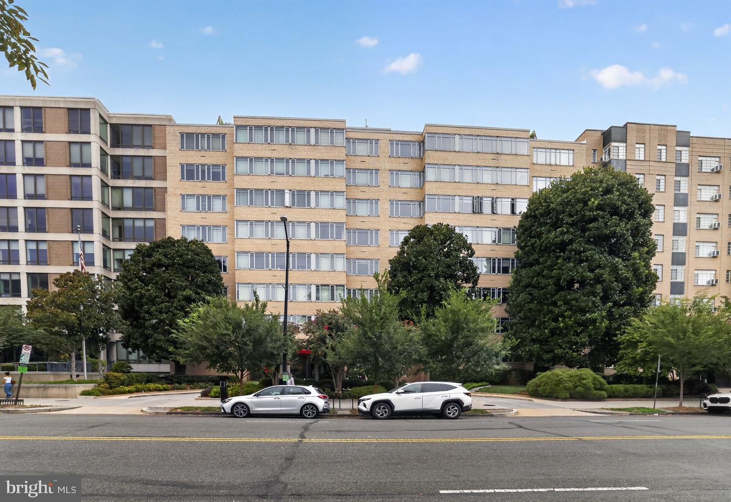 1711 Massachusetts Ave Nw #727 Property Photo 35