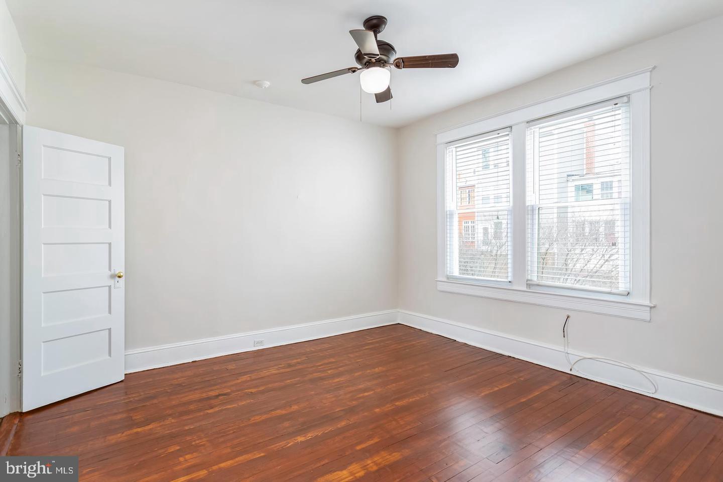 222 R St Ne Property Photo 19