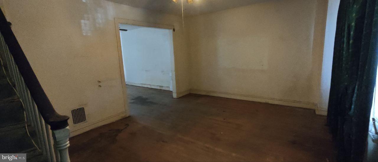 213 Bryant St Ne Property Photo 3