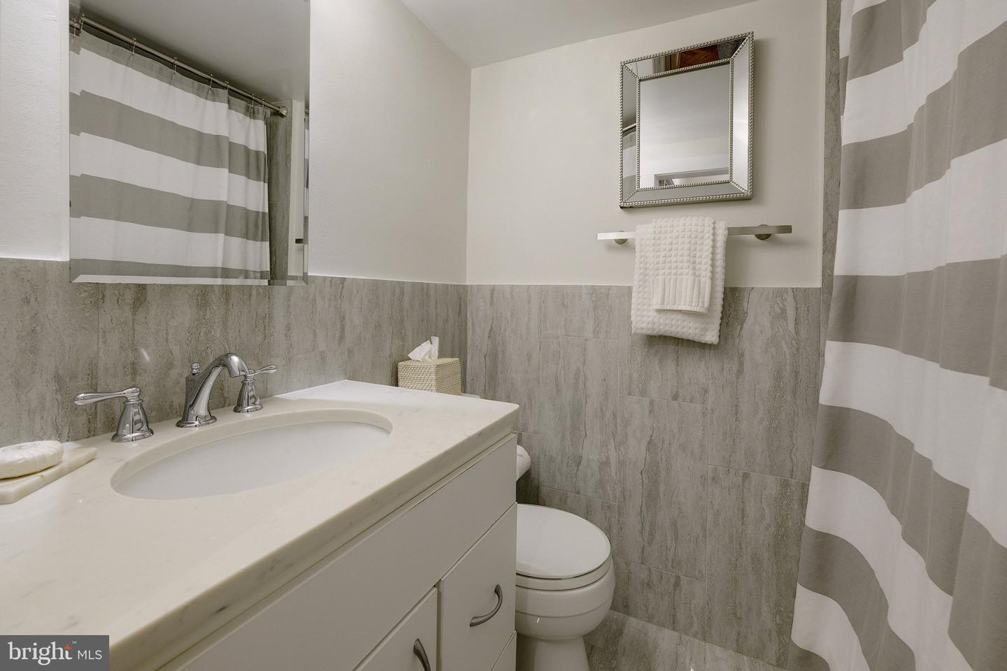 1801 Clydesdale Pl Nw #417 Property Photo 16