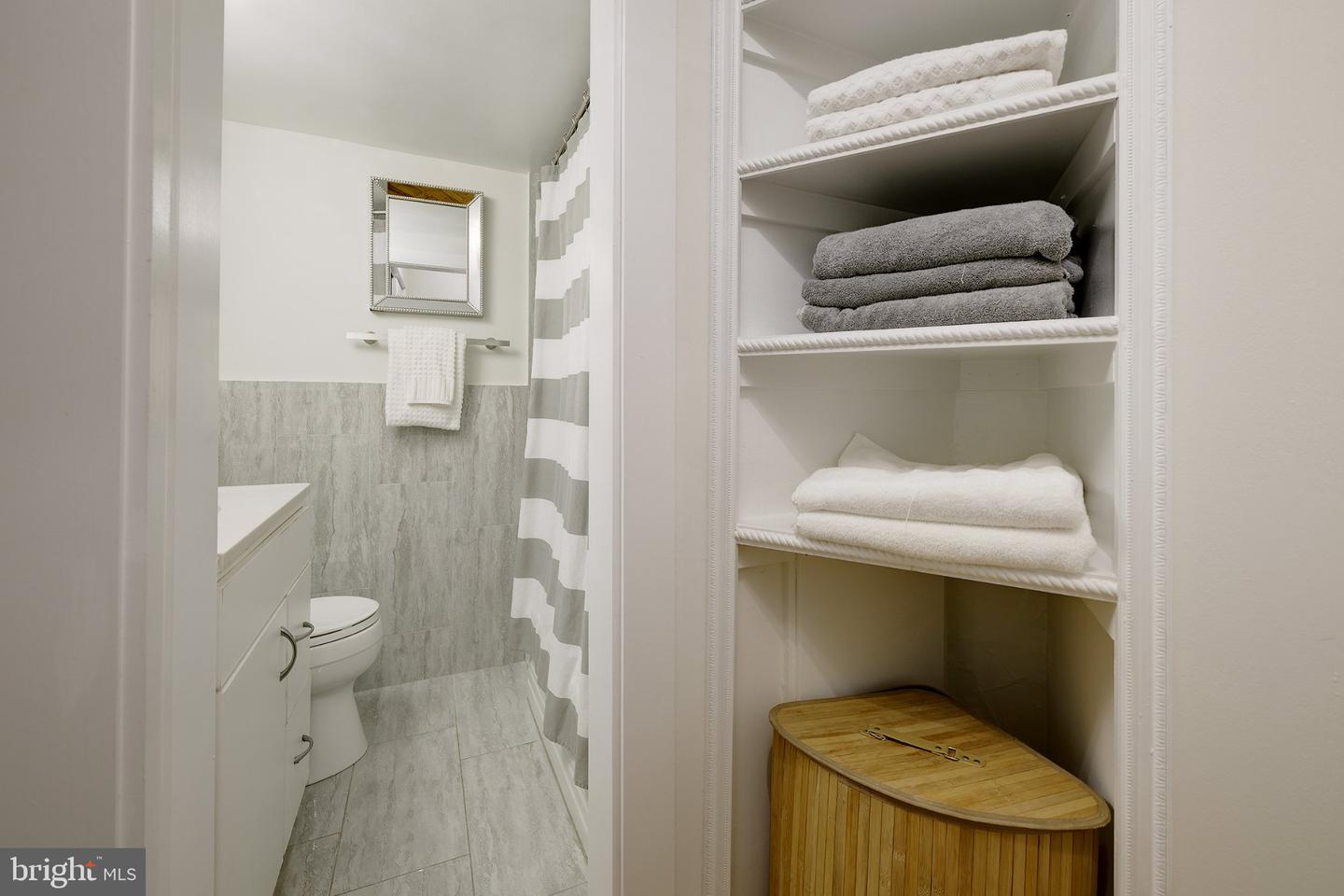 1801 Clydesdale Pl Nw #417 Property Photo 18