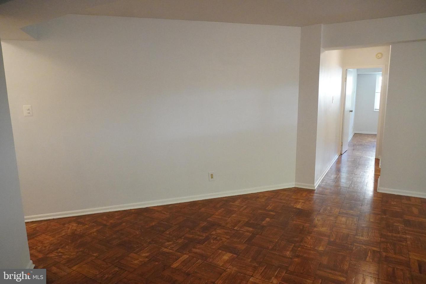 1801 Clydesdale Pl Nw #324 Property Photo 14