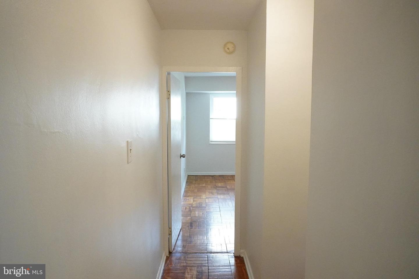 1801 Clydesdale Pl Nw #324 Property Photo 15