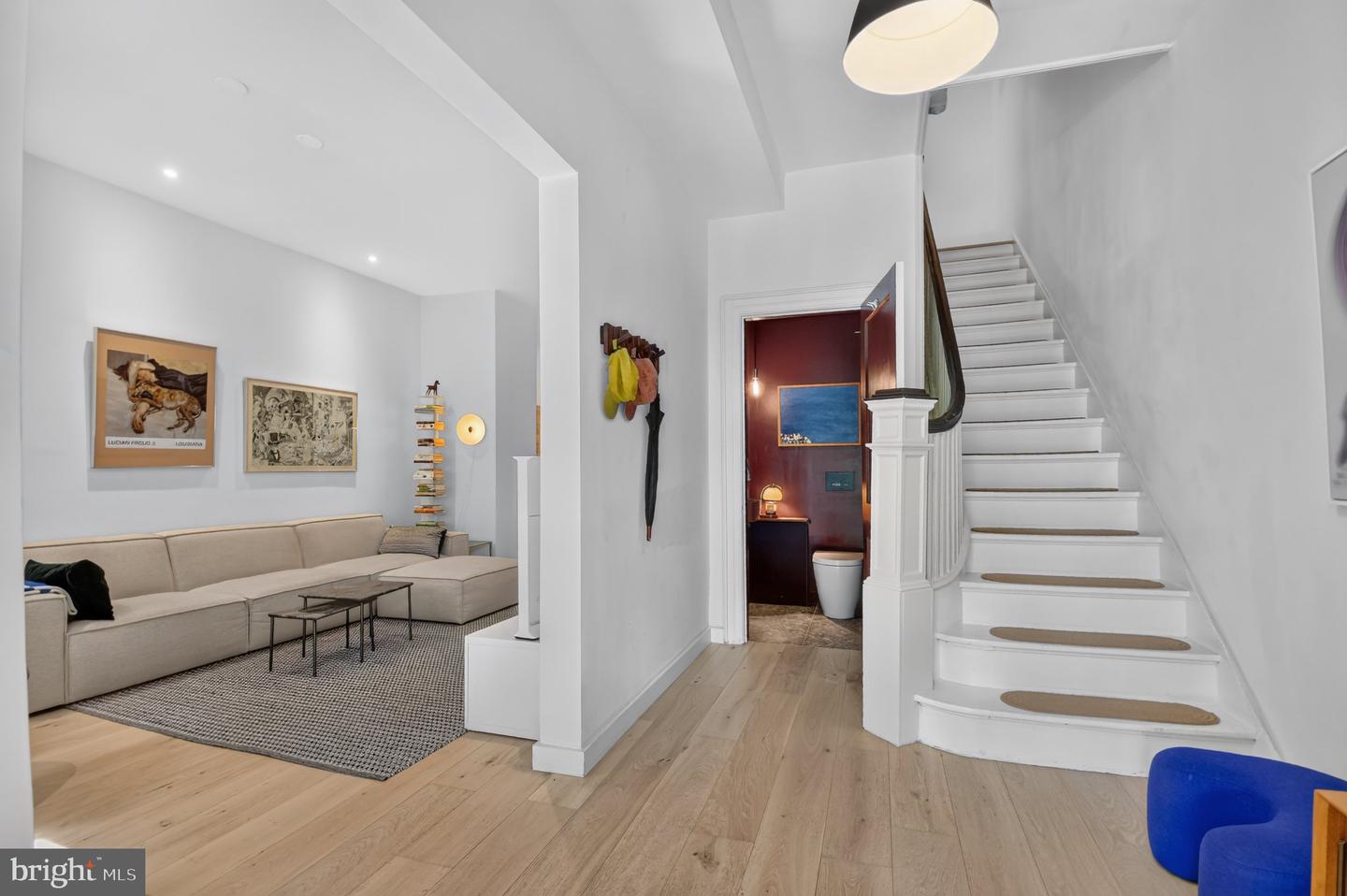 2714 27th St Nw Property Photo 4