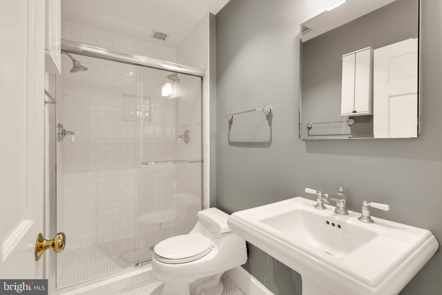 1325 13th St Nw #401 Property Photo 12