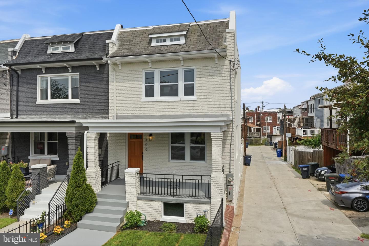 409 FARRAGUT ST NW