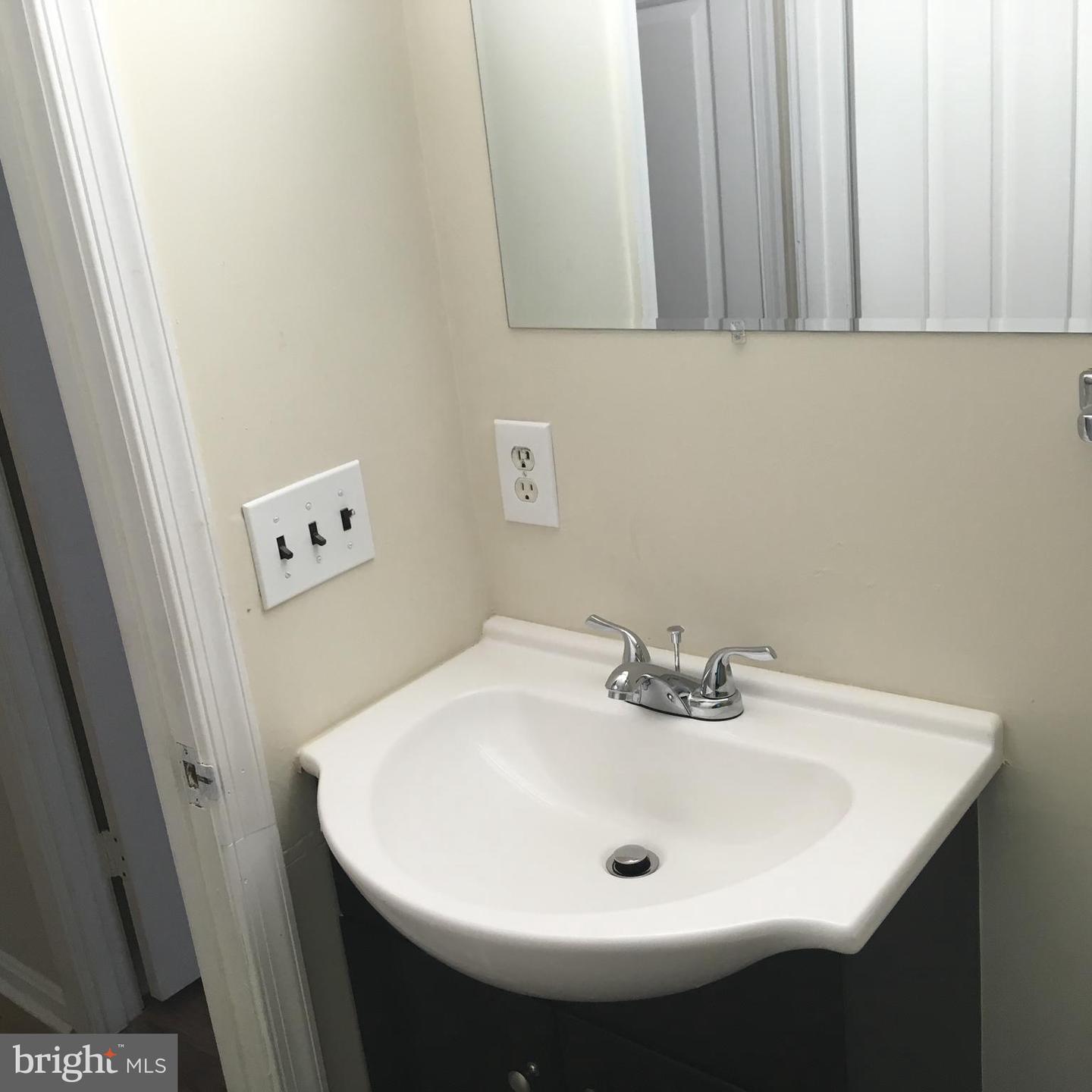 2055 38th St Se #101 Property Photo 8