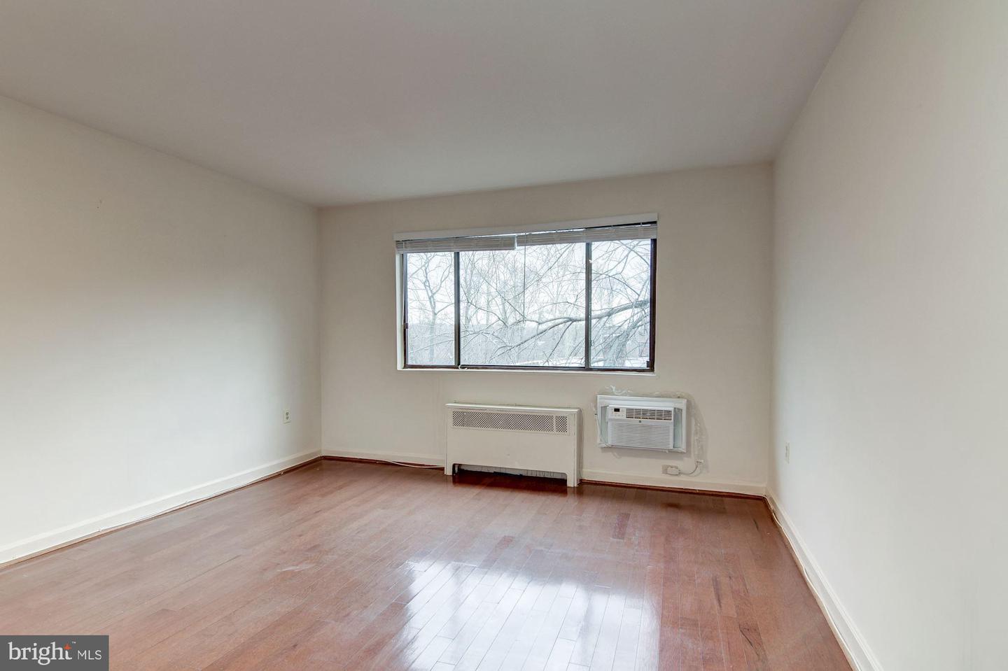 4733 1st St Sw #301 Property Photo 8
