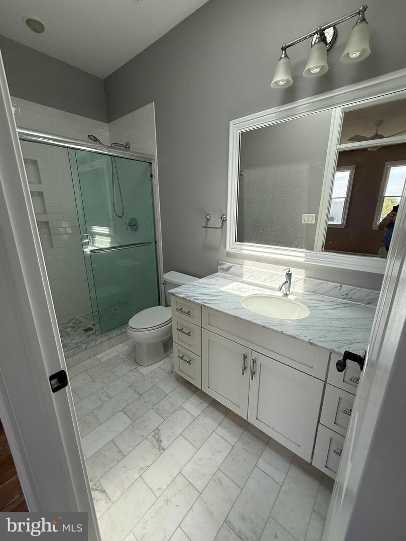 1804 Independence Ave Se #2 Property Photo 8