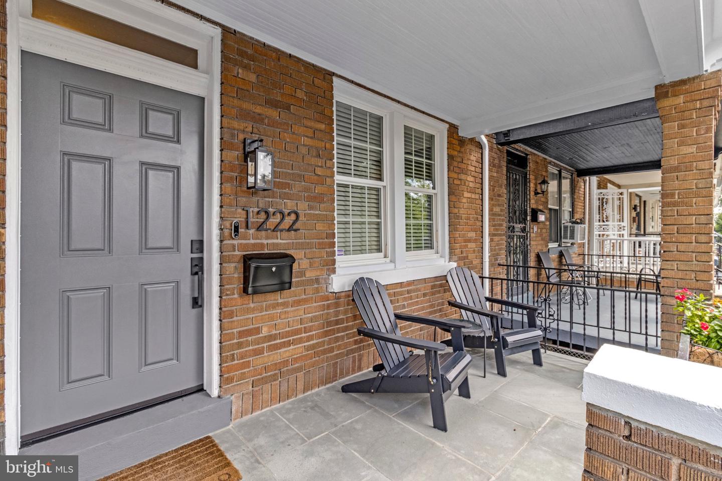 1222 Owen Pl Ne Property Photo 4