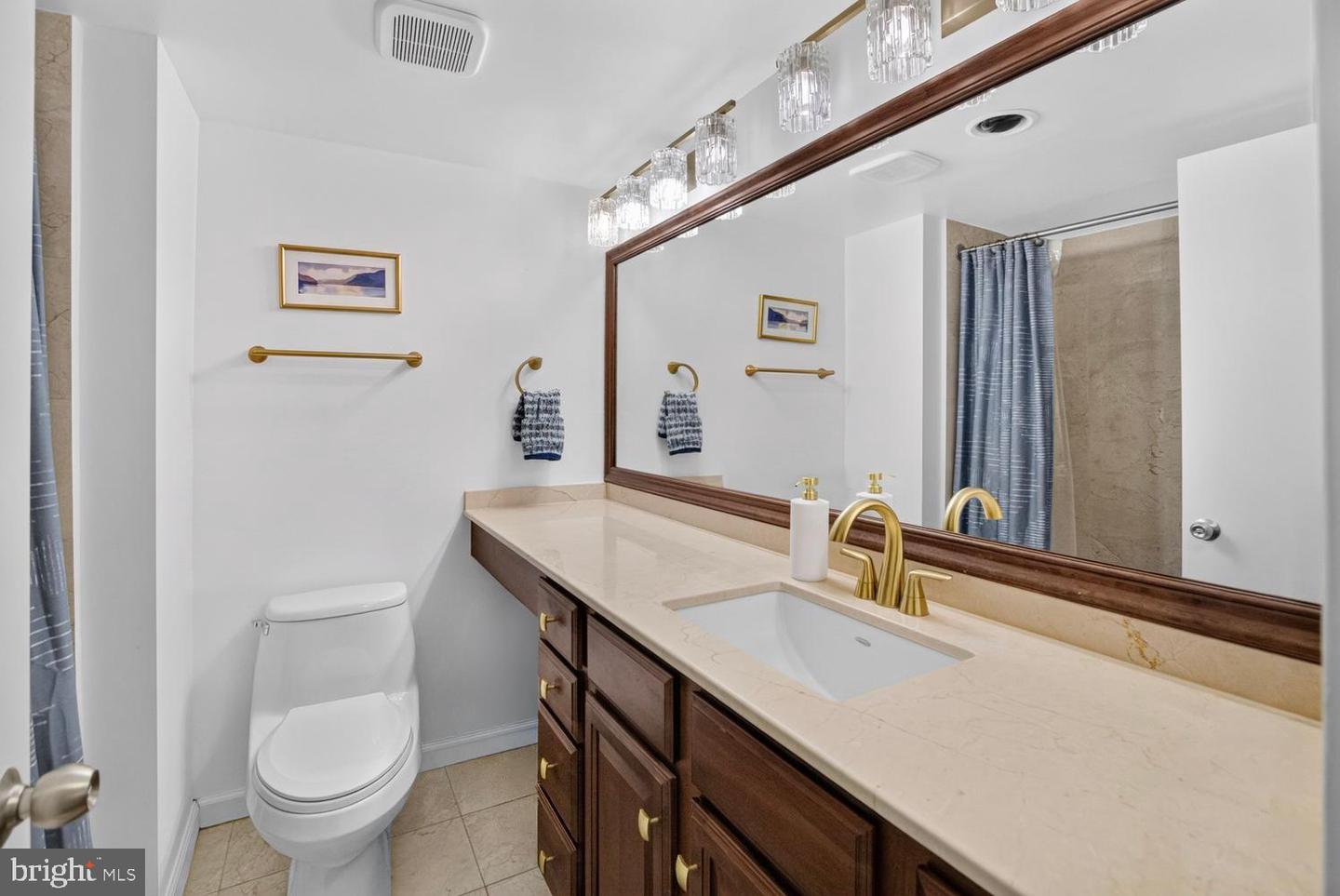 2311 M St Nw #701 Property Photo 10