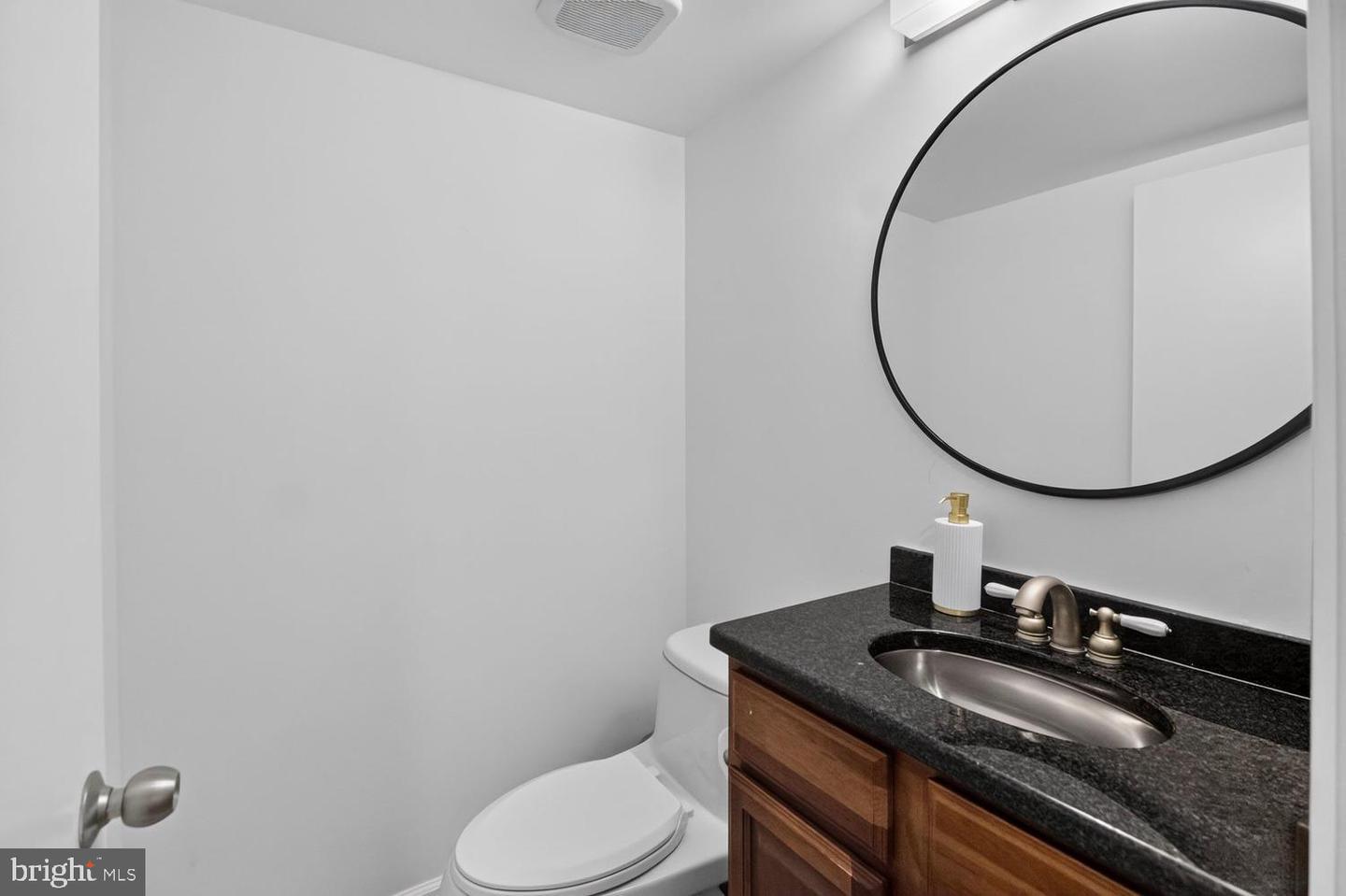 2311 M St Nw #701 Property Photo 12