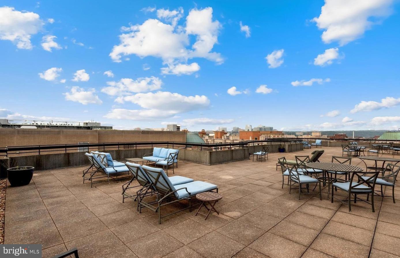 2311 M St Nw #701 Property Photo 16
