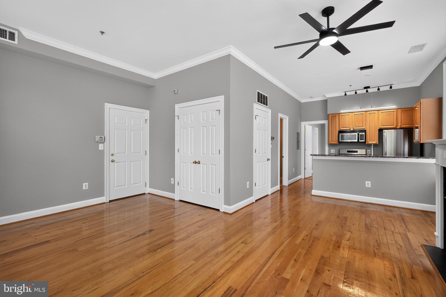 1340 Q St Nw #12 Property Photo 12