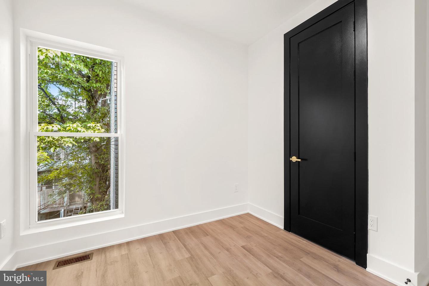 1431 Monroe St Nw Property Photo 18