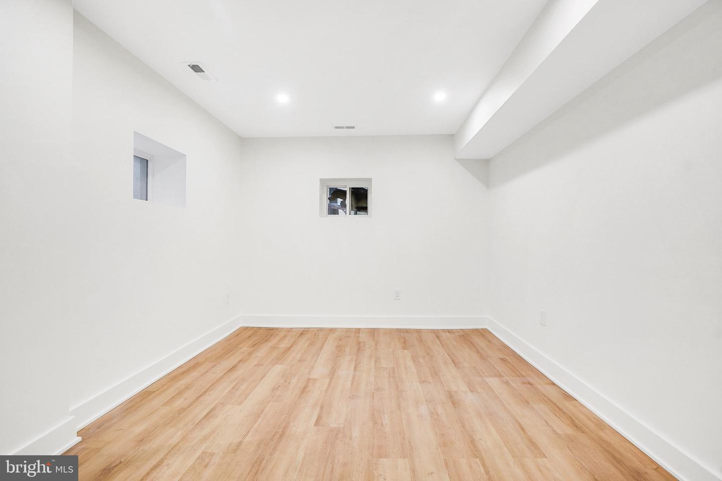 1431 Monroe St Nw Property Photo 24