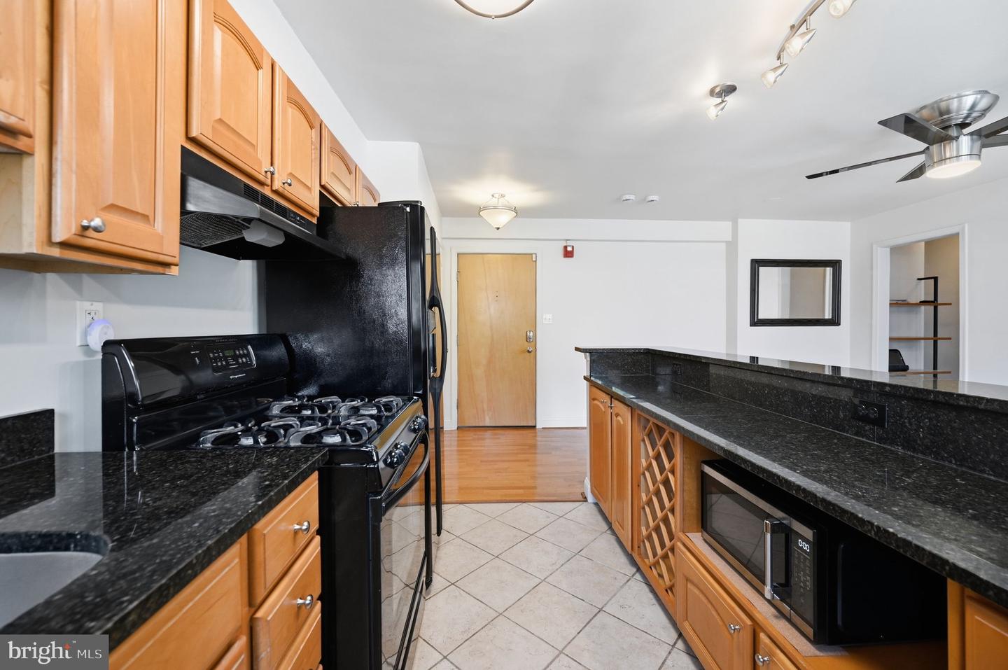 738 Longfellow St Nw #311 Property Photo 4