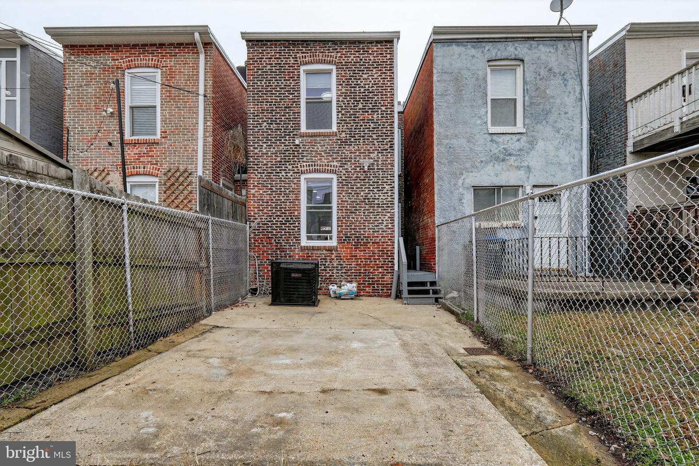 1221 I St Ne Property Photo 29
