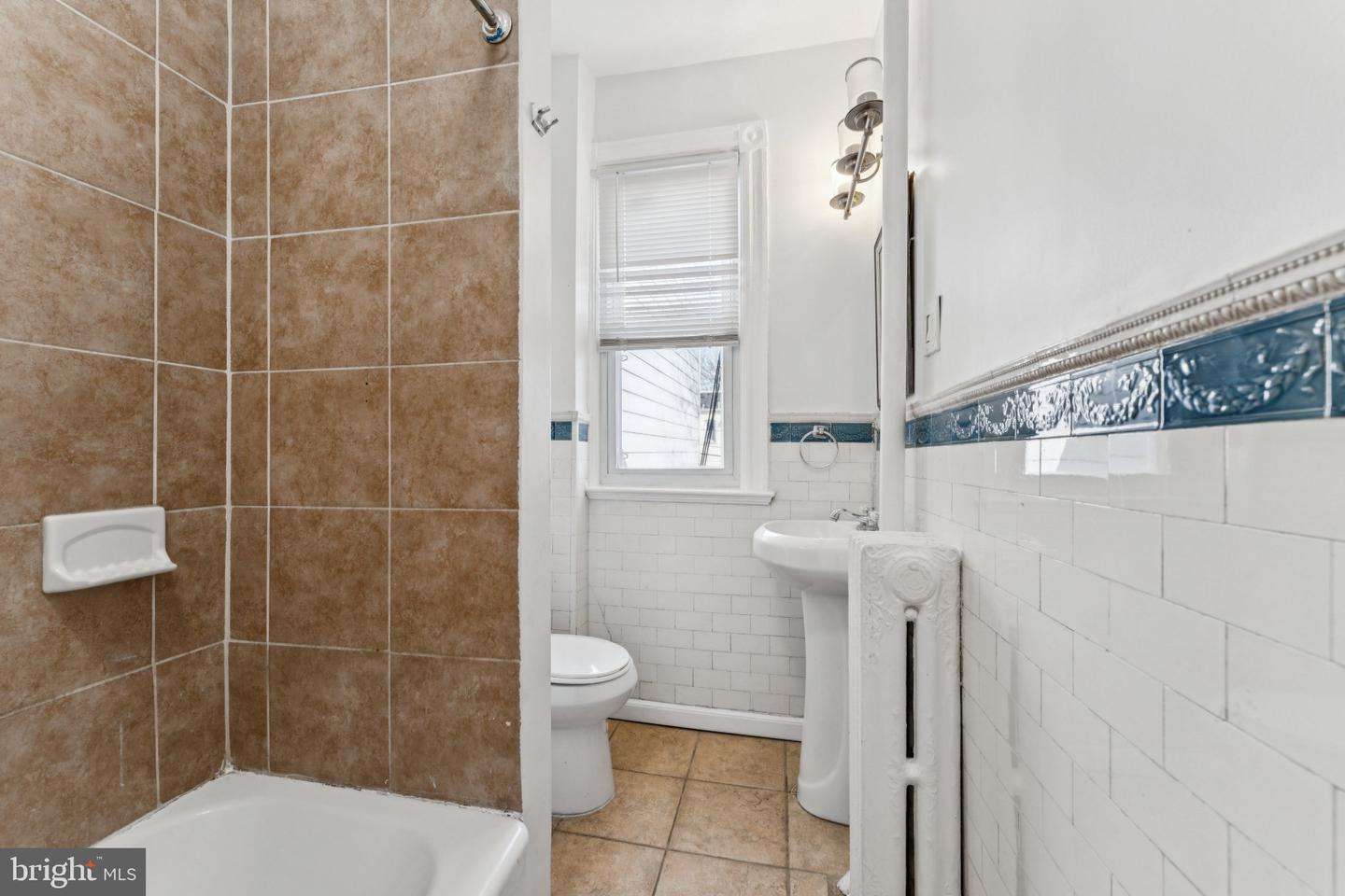 621 Kenyon St Nw Property Photo 13