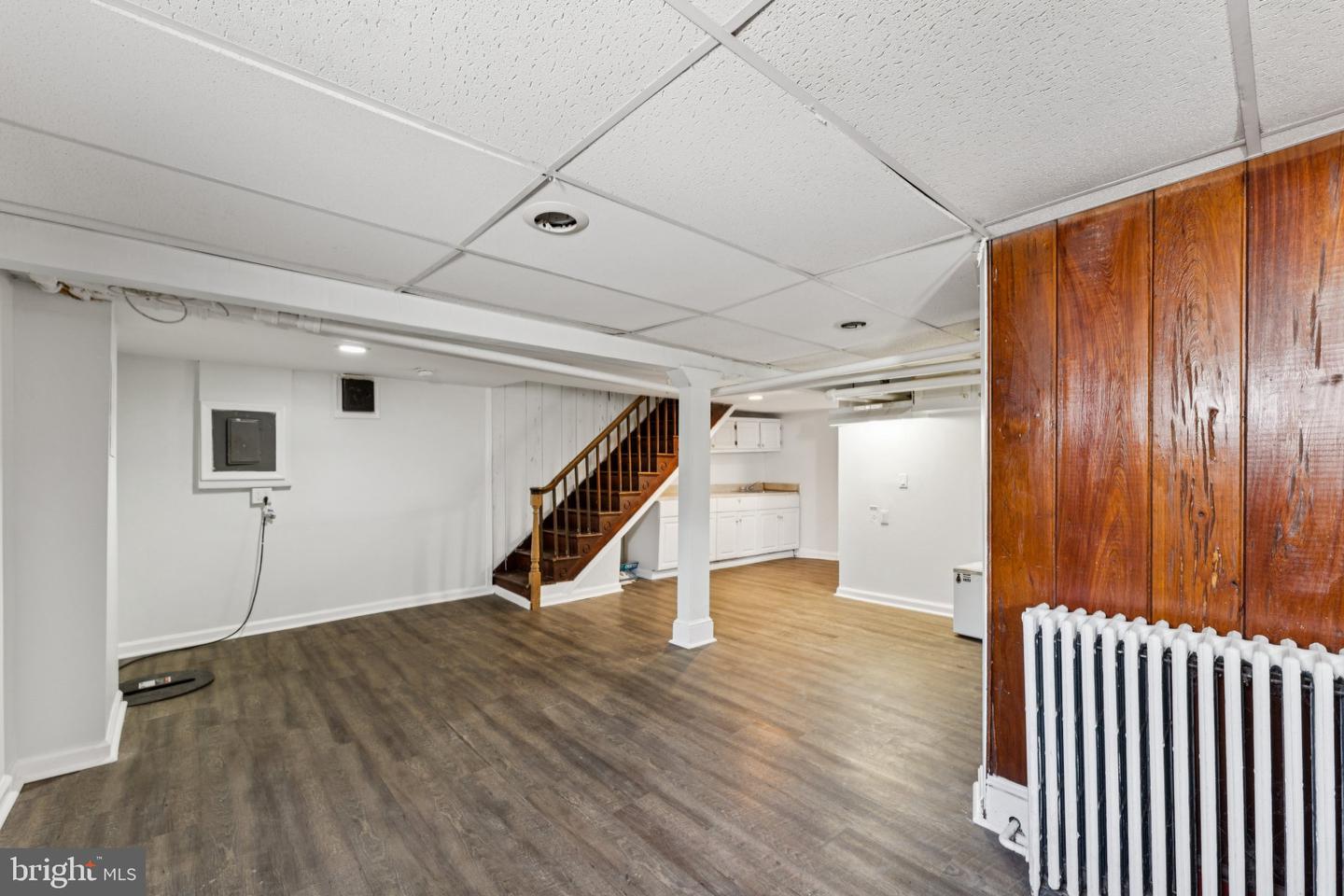 621 Kenyon St Nw Property Photo 20