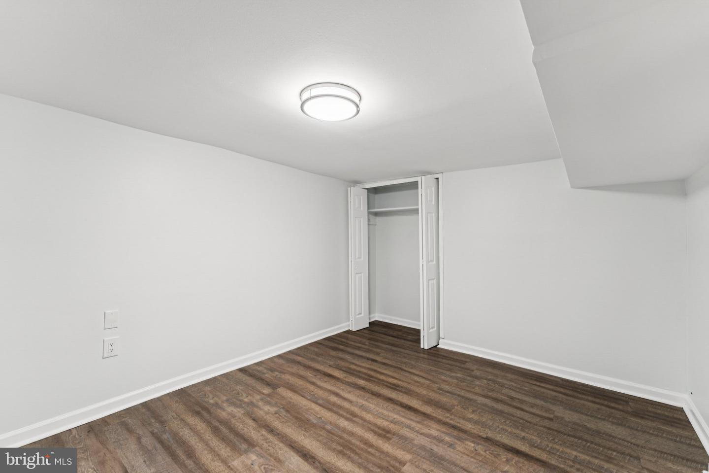 621 Kenyon St Nw Property Photo 22