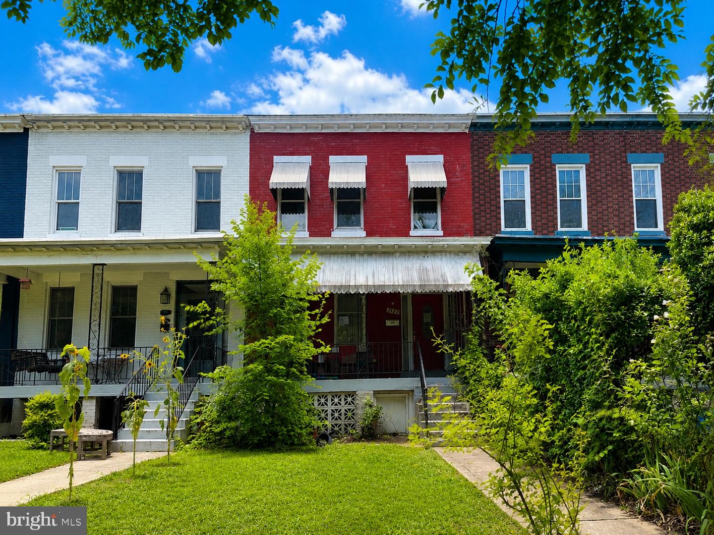 1407 SOUTH CAROLINA AVE SE Property Photo 1