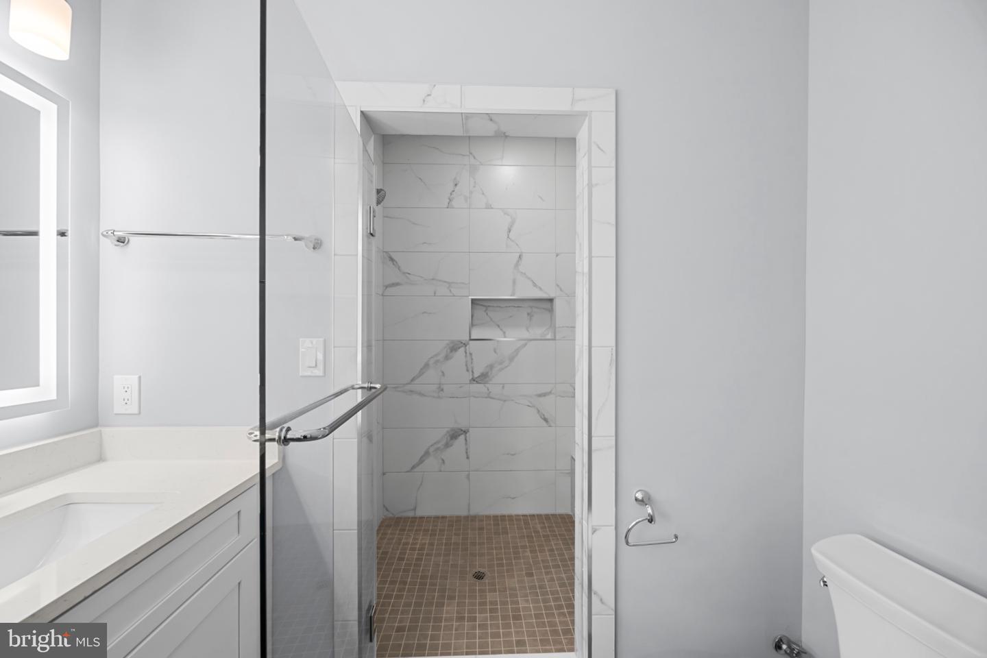 1329 Irving St Nw #2 Property Photo 14