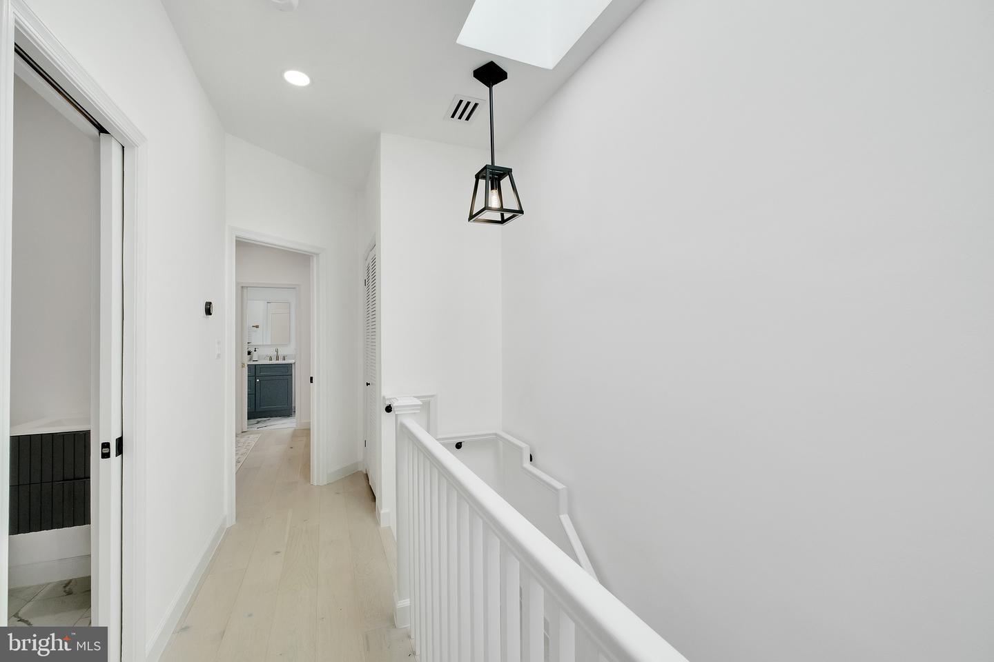 913 L St Ne Property Photo 32