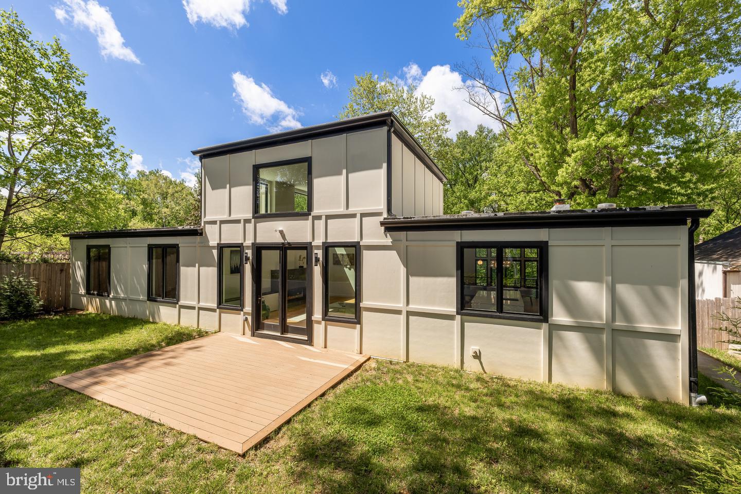 8165 E Beach Dr Nw Property Photo 45