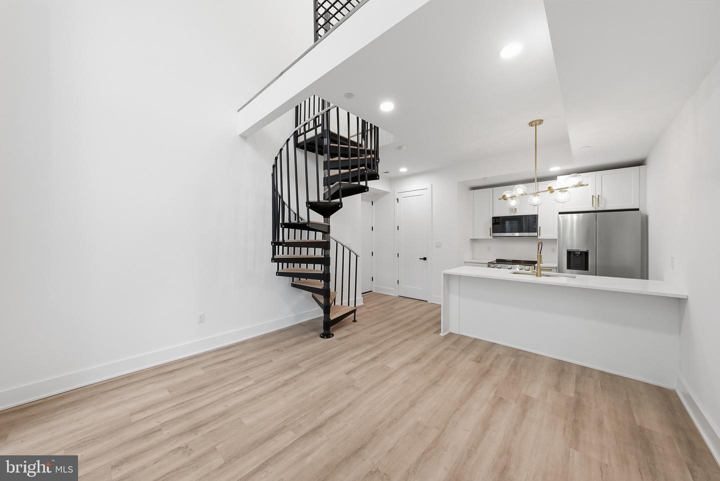 2105 M St Ne #2 Property Photo 12