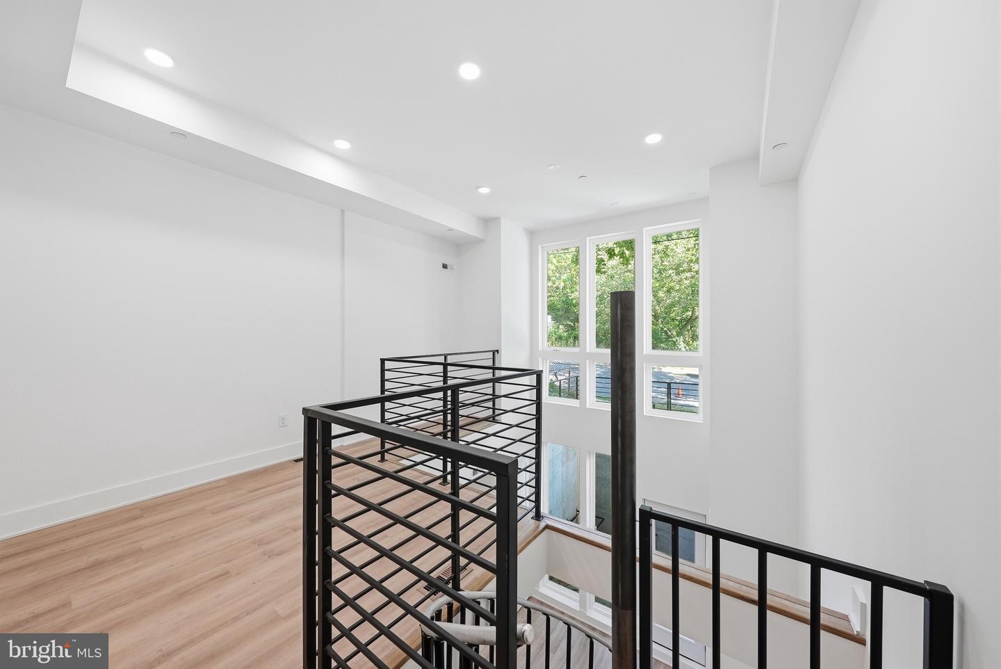 2105 M St Ne #2 Property Photo 18
