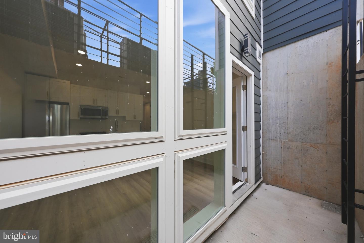 2105 M St Ne #3 Property Photo 18