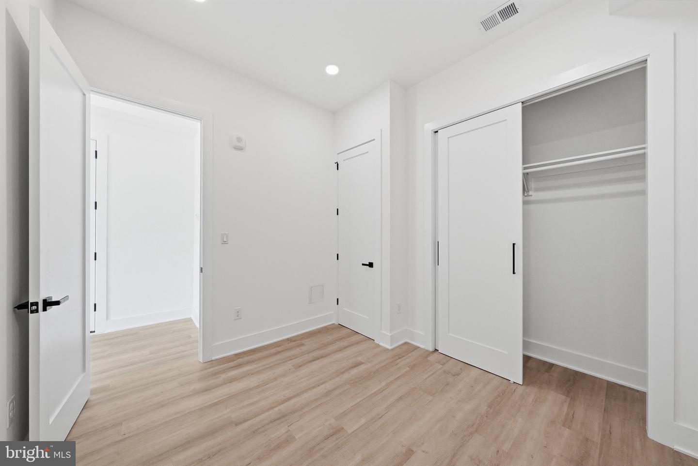 2105 M St Ne #6 Property Photo 13