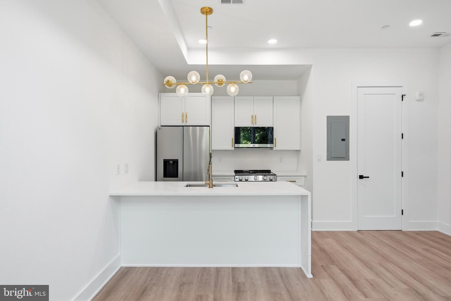2105 M St Ne #7 Property Photo 8