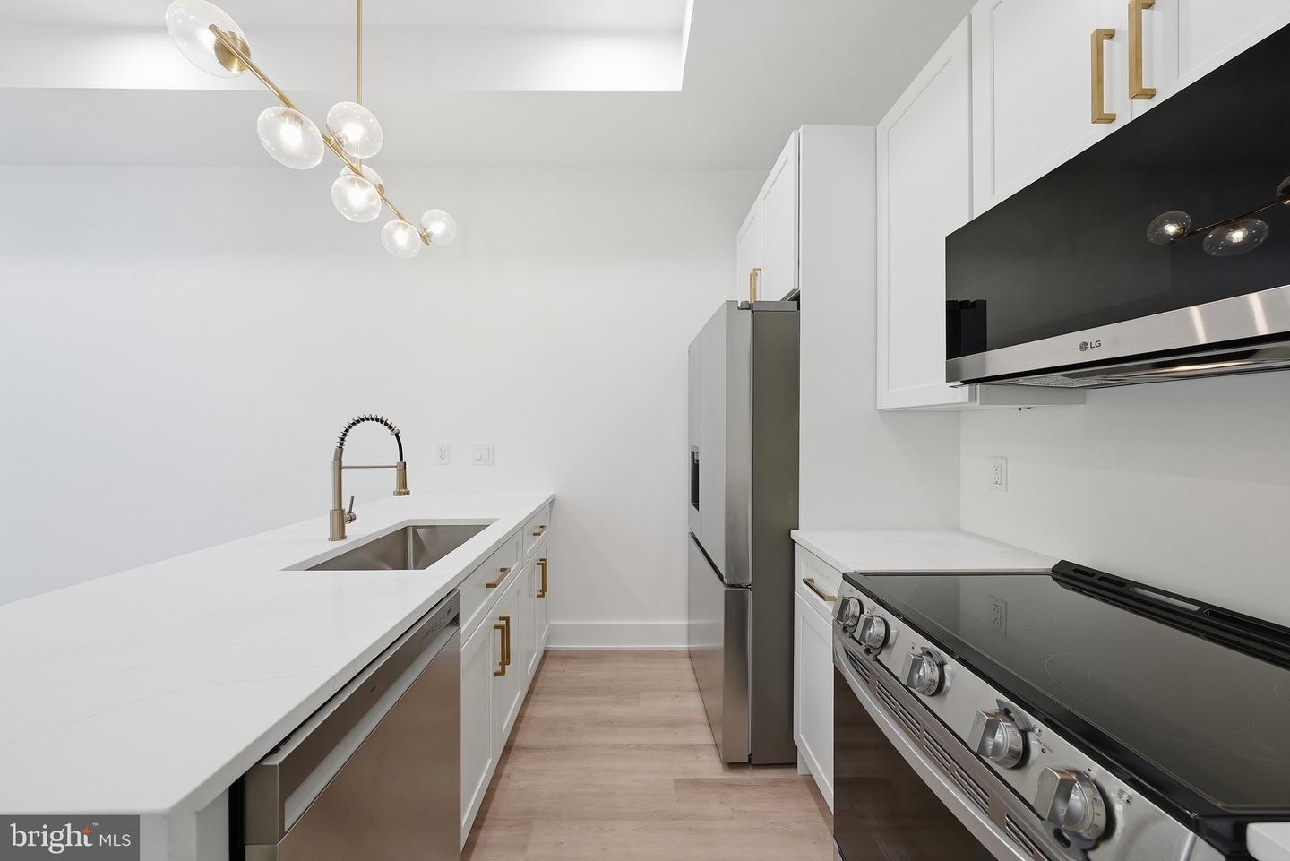 2105 M St Ne #7 Property Photo 11