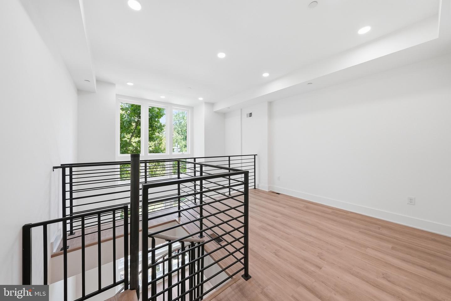 2105 M St Ne #7 Property Photo 21