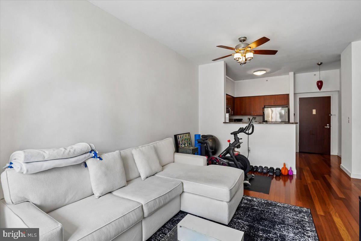 1000 New Jersey Ave Se #1026 Property Photo 8
