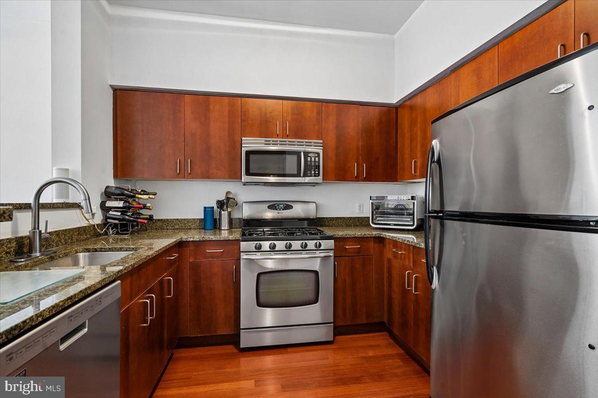 1000 New Jersey Ave Se #1026 Property Photo 10