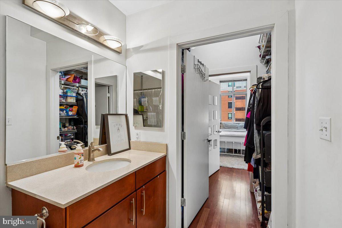 1000 New Jersey Ave Se #1026 Property Photo 15