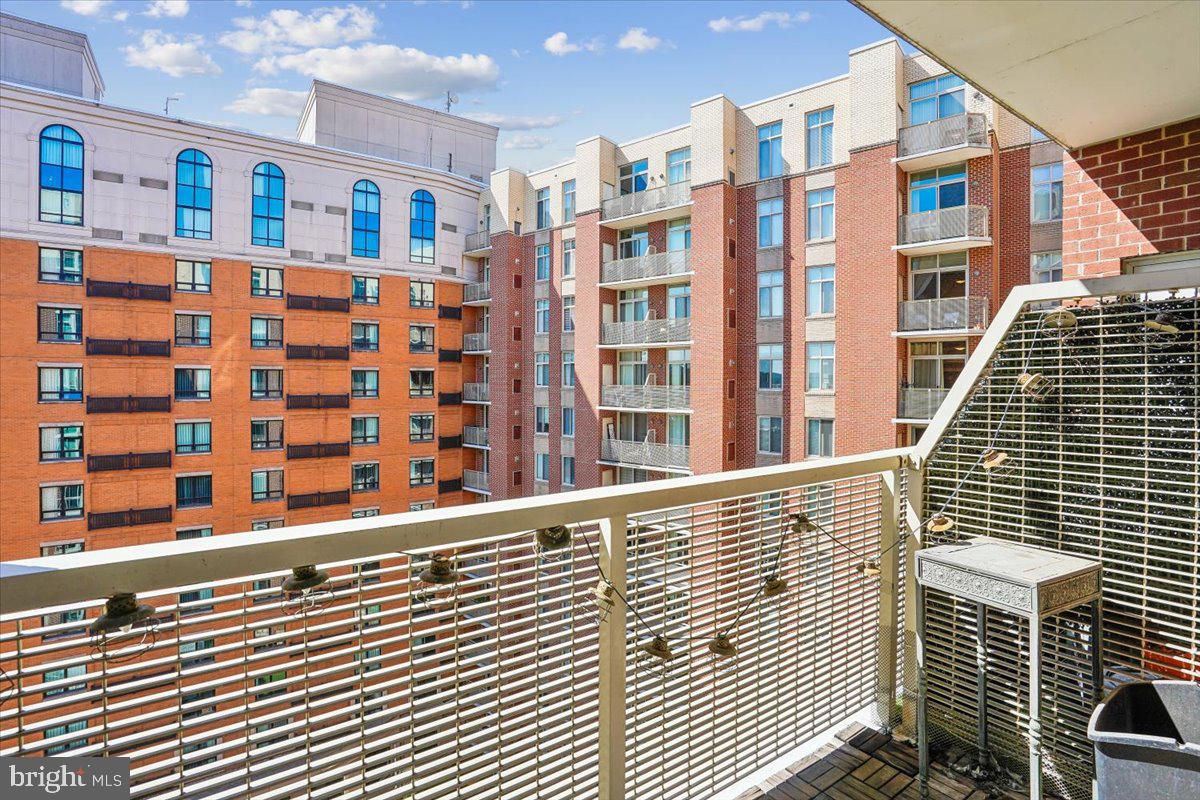 1000 New Jersey Ave Se #1026 Property Photo 29