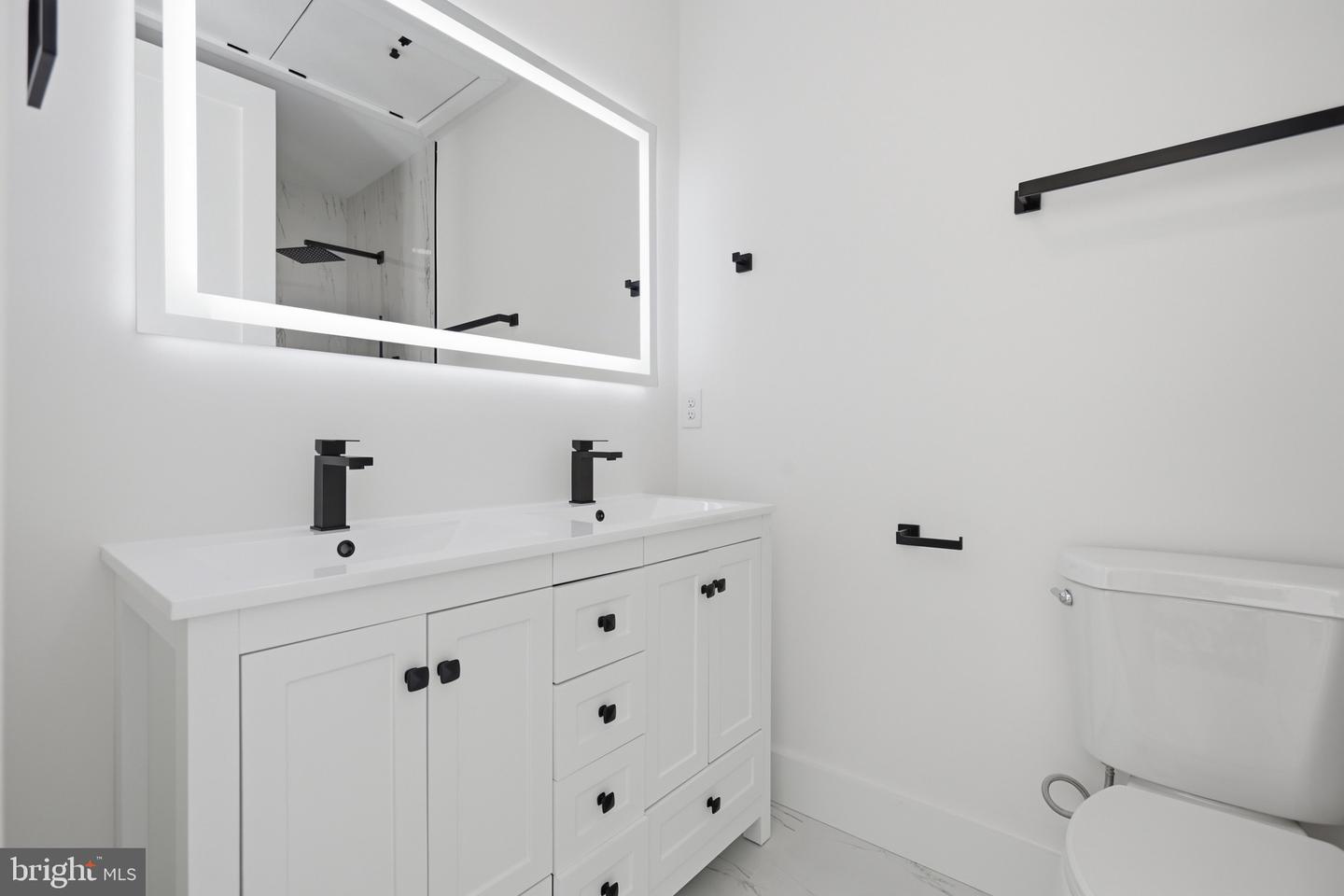 2105 M St Ne #ph3 Property Photo 21