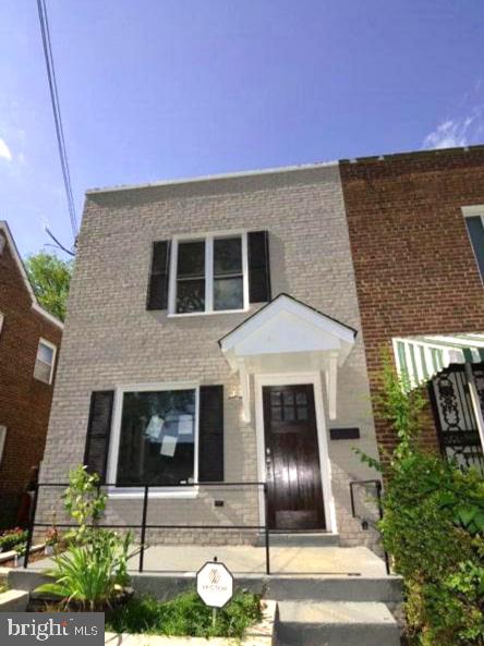 612 BRANDYWINE ST SE Property Photo 1