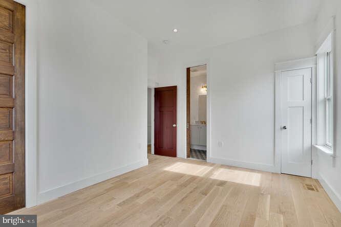 734 Taylor St Nw Property Photo 18