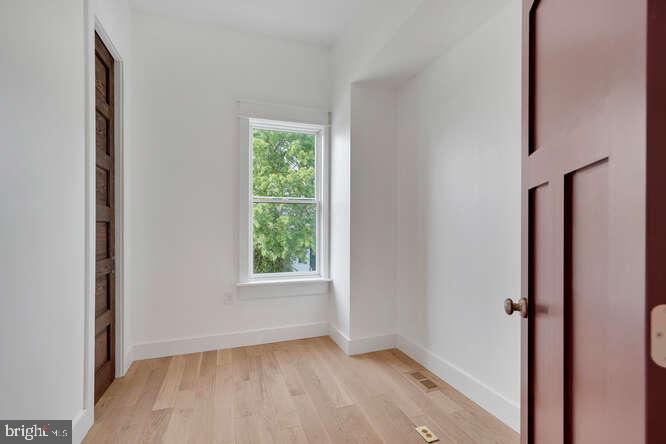 734 Taylor St Nw Property Photo 20