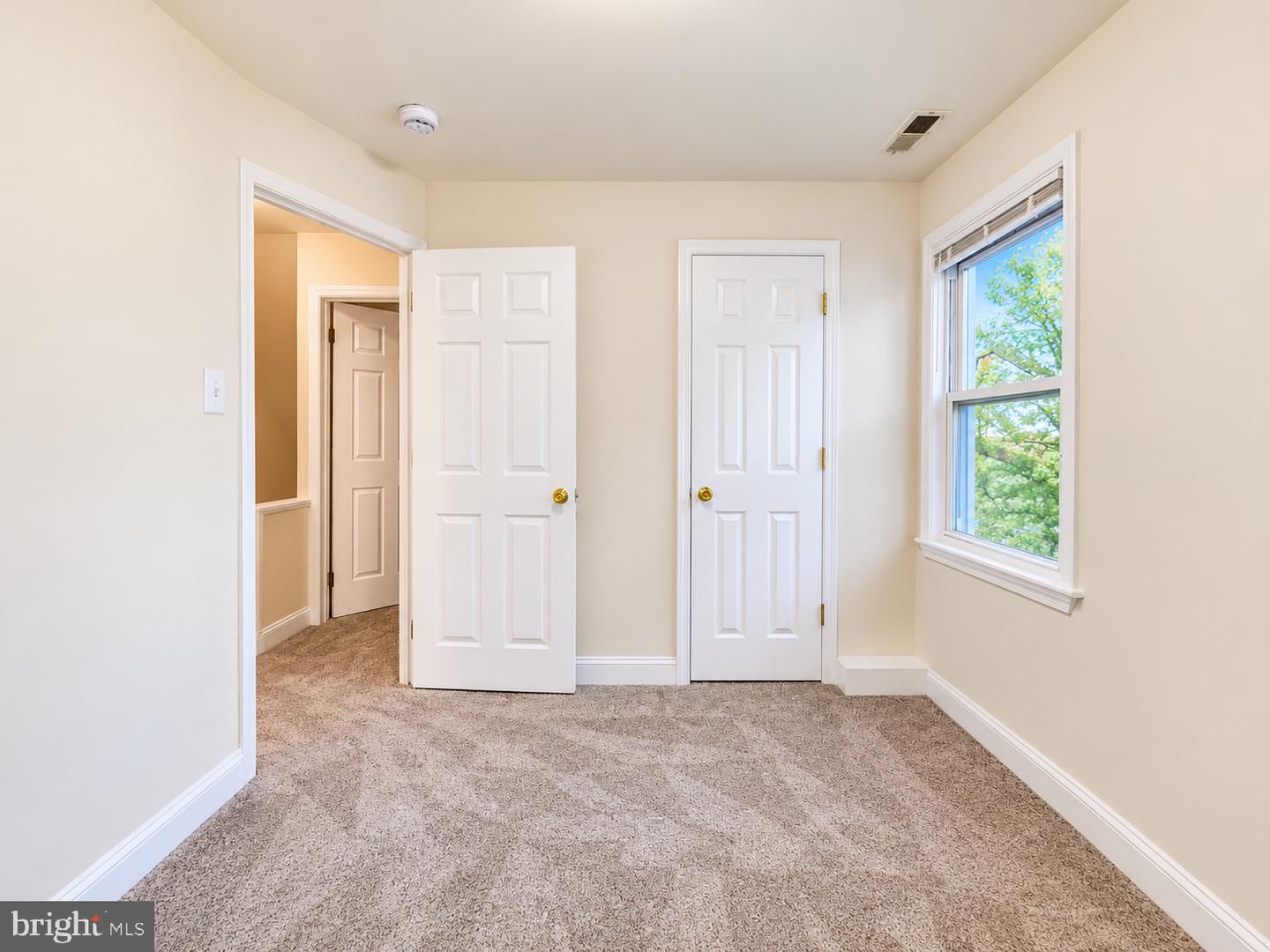 5074 Jay St Ne Property Photo 12