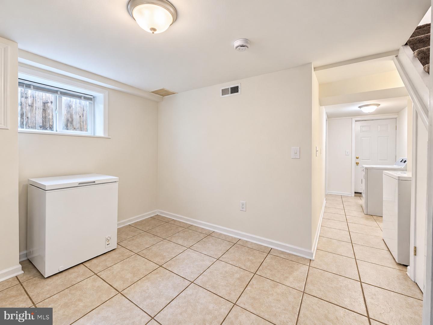 5074 Jay St Ne Property Photo 20