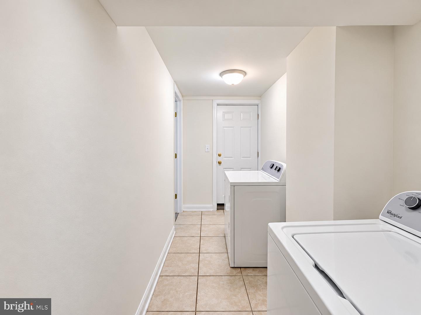 5074 Jay St Ne Property Photo 22