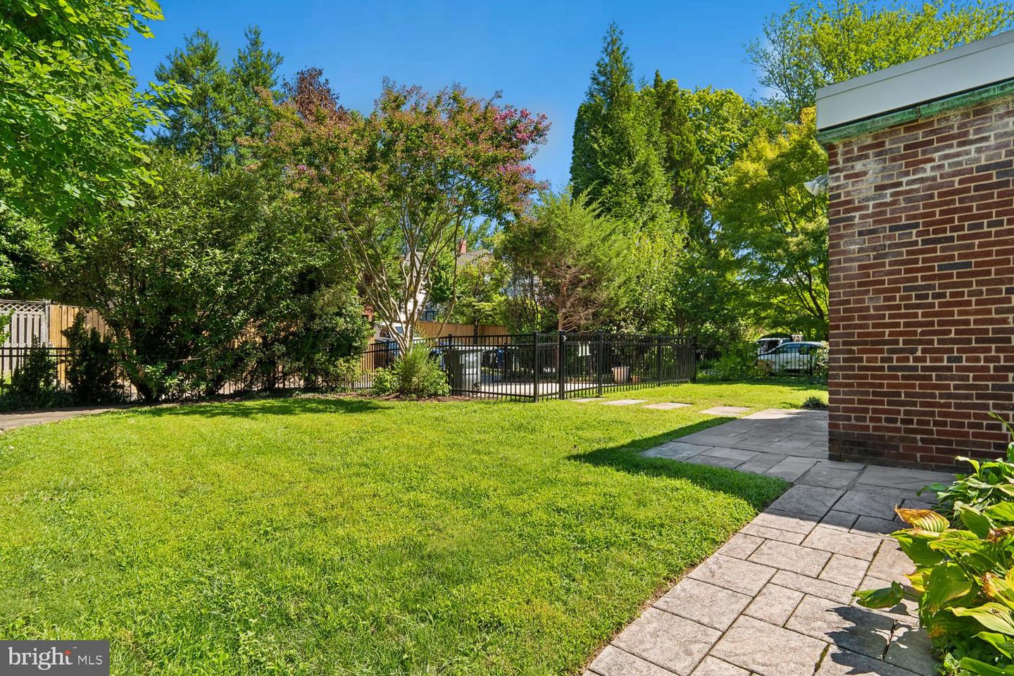 3527 Albemarle St Nw Property Photo 5